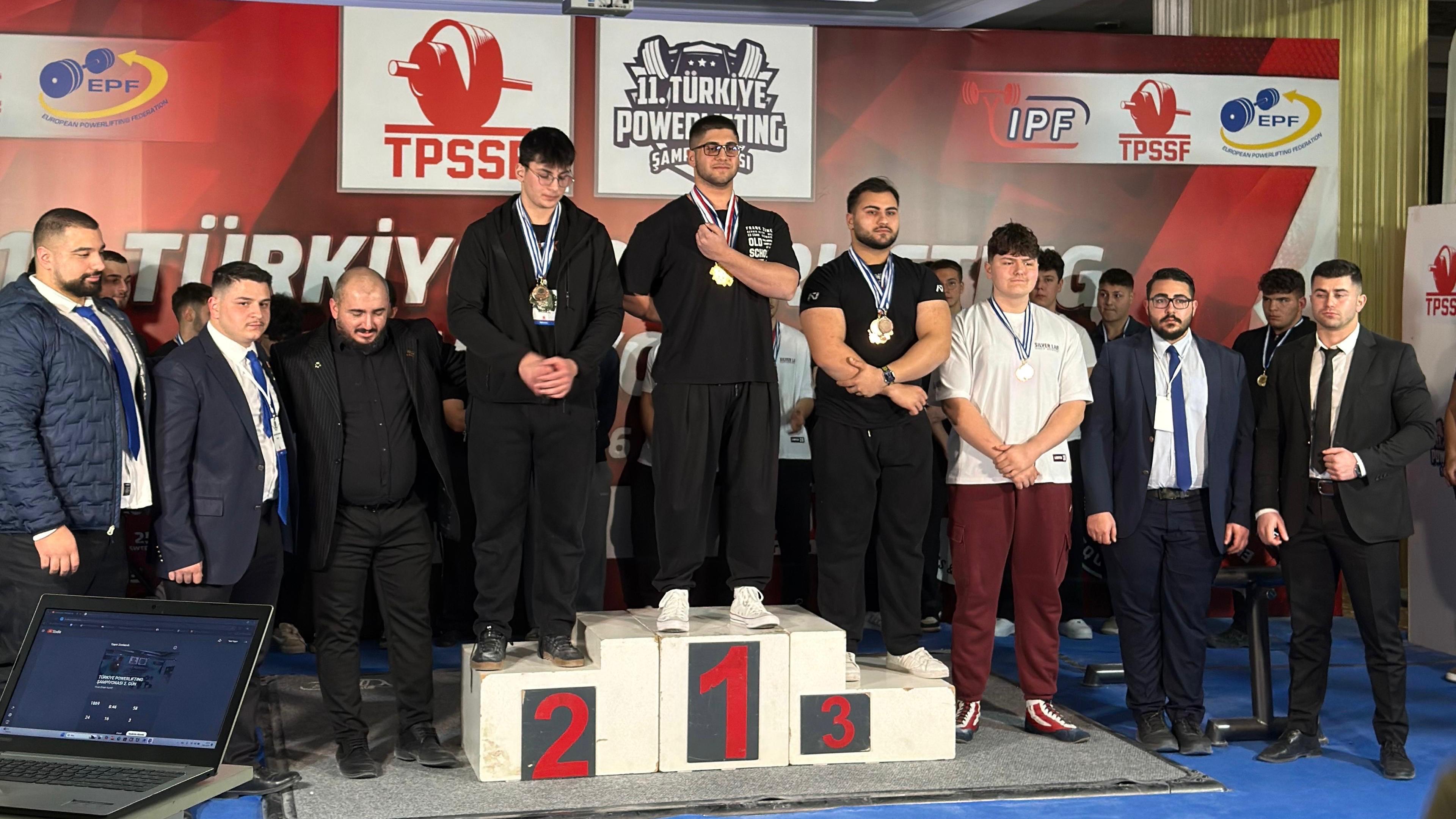 Güzel Sanatlar Lisesi Öğrencimizden Türkiye Powerlifting Şampiyonası’nda Tarihi Başarı